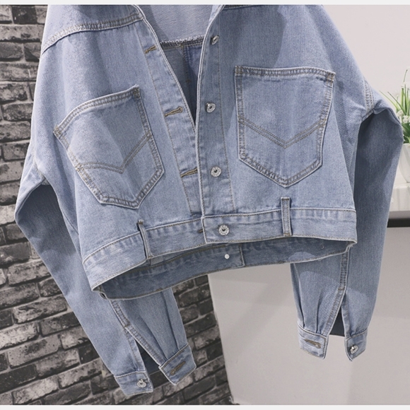 Oversized Denim Jacket - Picture 4 of 5